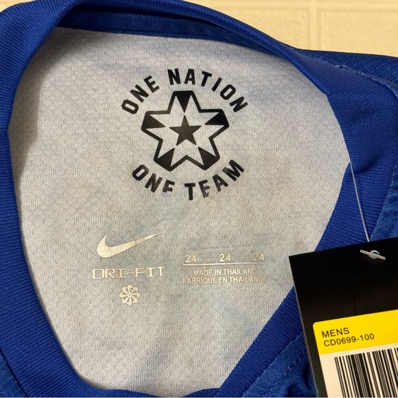 Alex Morgan #13 USA Soccer Jersey New With Tags - Picture 5 of 7